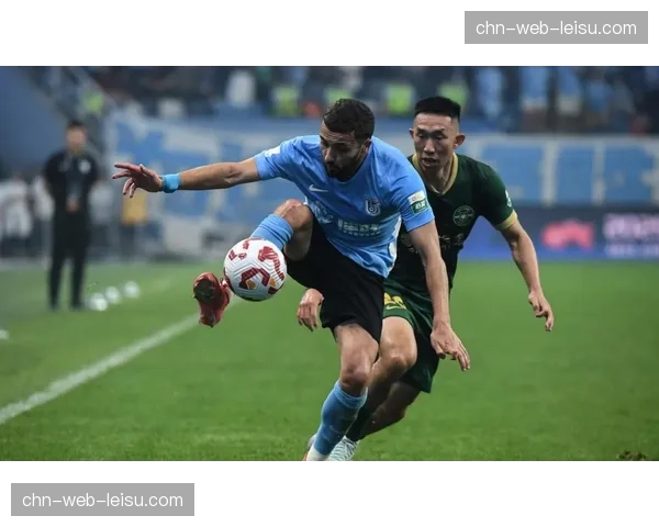 热菲尼奥辽宁铁人防线不稳 与队友配合出现明显问题